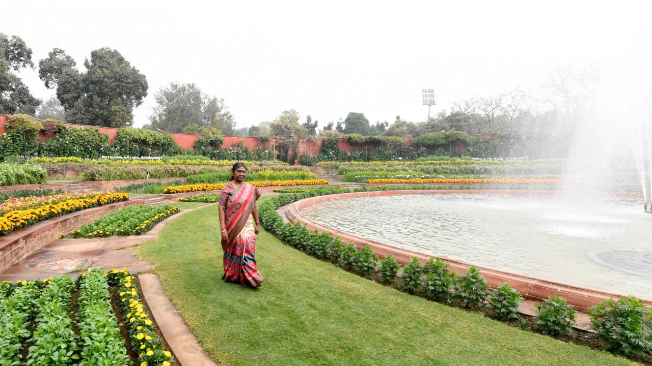 Amrit Udyan: President Draupadi Murmu inaugurates Udyan Udyan, opens for general public from Tuesday